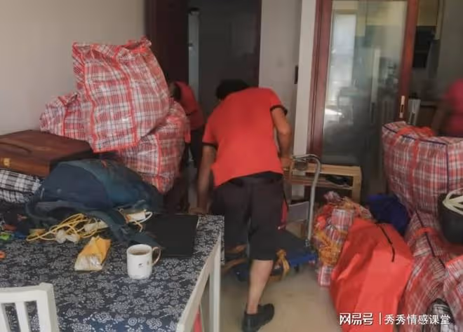 那年家訪時遇大雨,我敲開學生家的門,改變了我人生軌跡