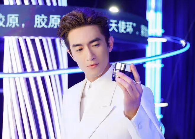 上海這一夜,白西裝大背頭的林更新,揭露了什麼才叫「矜貴儒雅」