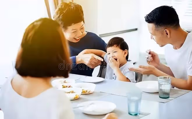 55歲阿姨相親一見鍾情,當晚同居,第二天起床還不知道對方名字!