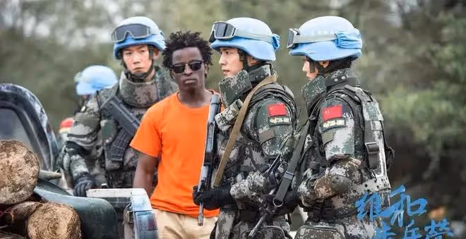 維和防暴隊:好演技和差演技的差別一目了然,沒有對比就沒有傷害