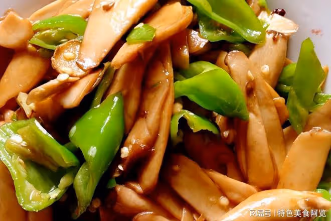 瘦身愛好者的福音，深扒青椒炒杏鮑菇的解饞做法，簡單下飯又營養