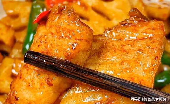 挖到寶了,這款蓮藕炒肉片太下飯,嫩鮮解饞,味美下飯的家常菜