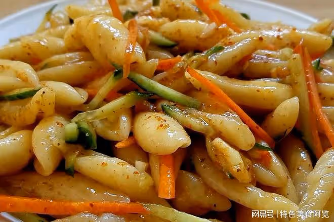 不能錯過的涼拌剪刀面,彈爽味鮮,解饞飽腹,被誇爆的主食美味