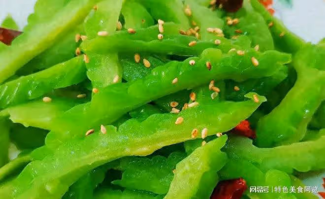 壓箱底的涼拌食譜,蒜香濃郁的涼拌苦瓜,0基礎教程,味鮮不苦