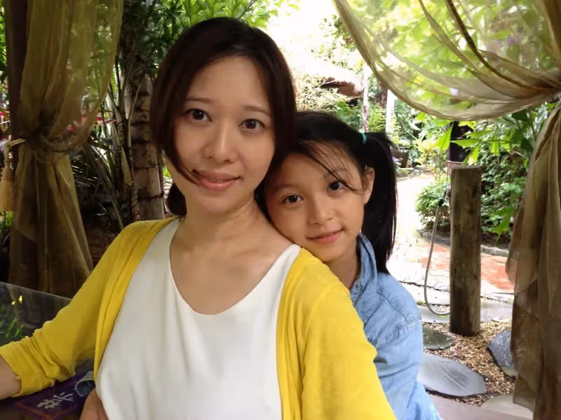 幻藍小熊「最美國中生」神複製美女基因　媽媽原來美成這樣