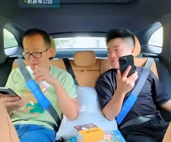 馮唐給俞敏洪支招:如果你真看好董宇輝,就把閨女嫁給這個創業者