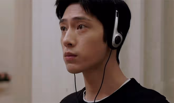 《新生》直到萱兒成為男人床上玩物，費可都不知，為何萱兒放過他