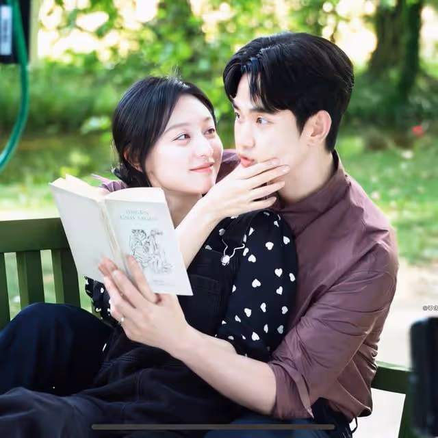 《淚之女王》未公開kiss場面！橋邊吻+路燈吻拍得太美太欲了