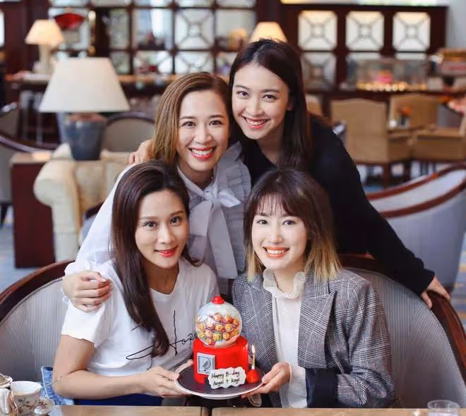 TVB女星離巢3年新動向曝光，曾跟當家小生拍拖，兩人婚禮僅差五天