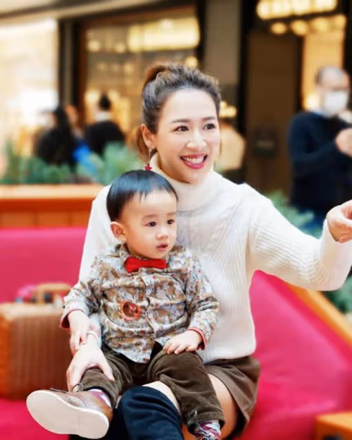 TVB女星離巢3年新動向曝光，曾跟當家小生拍拖，兩人婚禮僅差五天