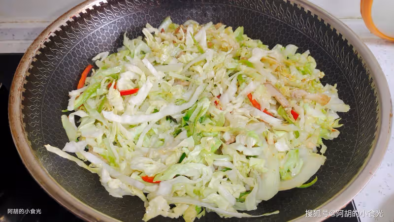 豆腐遇到它，才知道什麼是絕配！花幾塊錢能炒一盤，吃出脆嫩、吃出好胃口