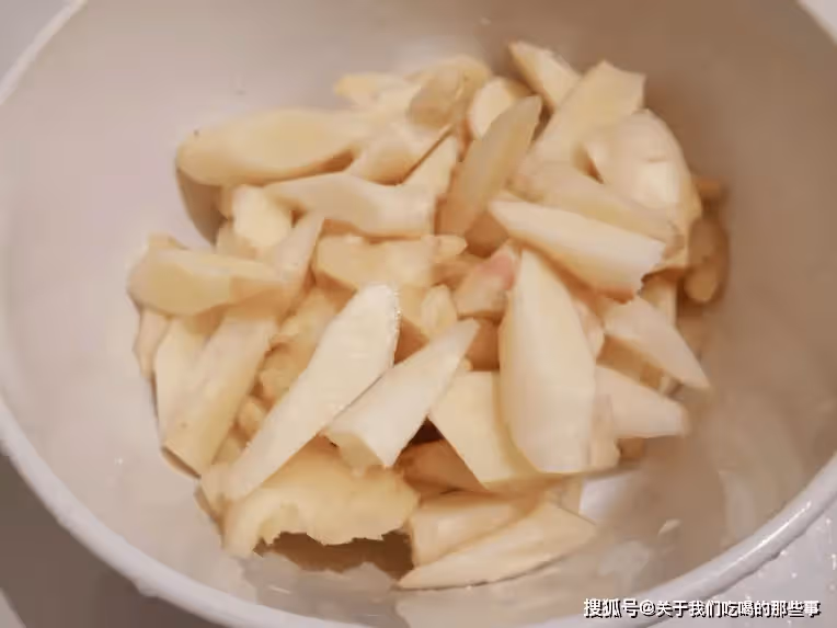 腌仔姜，用鹽殺水是大錯，做好這3步，脆爽入味，放一年都不壞