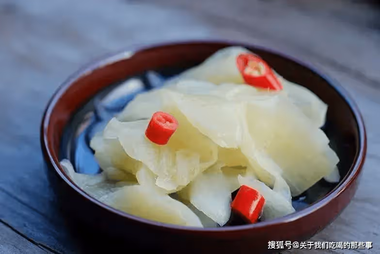 腌仔姜，用鹽殺水是大錯，做好這3步，脆爽入味，放一年都不壞