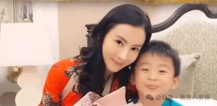謝賢交代後事驚爆眼球：陪葬品龜殼已定，財產竟歸柏芝？謝霆鋒一句話軒然大波