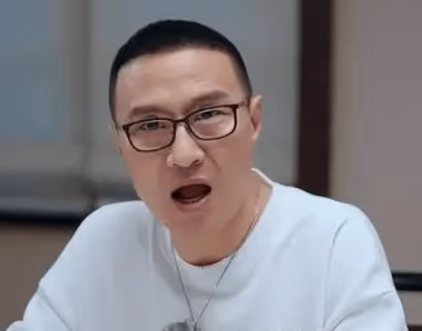 汪峰豪賭破產,前妻章子怡:靠扔骰子出軌打發光陰,自家妻兒不離開才怪