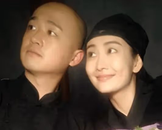 王鷗與眾多男星有風流史,兒時的缺愛,讓不她敢組建家庭