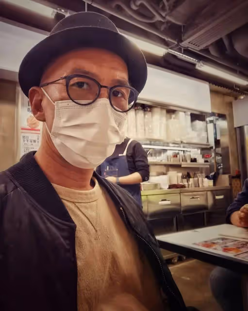 TVB「御用惡人」形象深入人心，如今少女心爆發，曾與知名女星拍拖七年分手