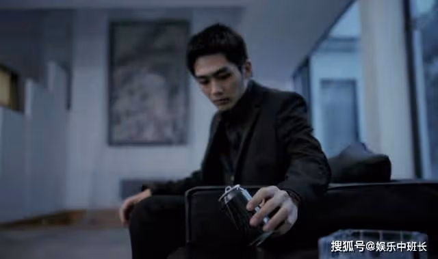 《新生》費可被報復拋屍沉江？其實費可就藏在他們身邊，只是被忽略