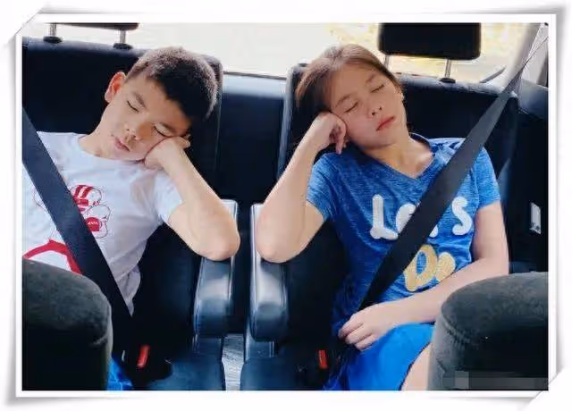有一種「偏心」叫劉濤子女！上帝吻了兒子的臉，卻沒給女兒留扇窗