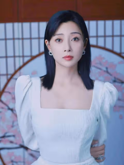10位「大骨架」女明星，個個都十分豐腴成熟，才是男人眼中的西施