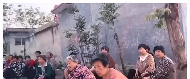 早年我爹的朋友來我家吃飯,飯桌上他叫我女婿,後我找他兌現承諾