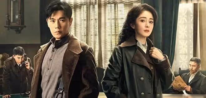 怪不得三個衛視同時播出這部諜戰劇,劇中多個人物都有雙重身份