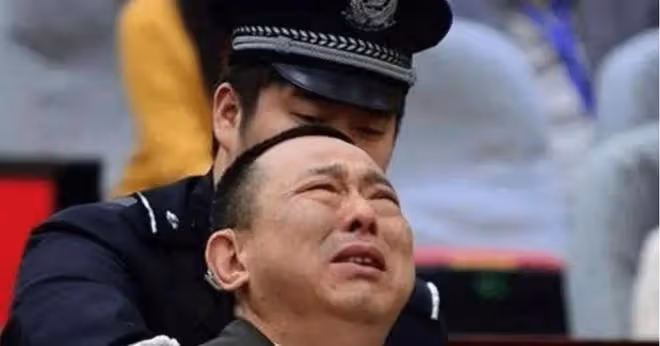 原型比角色更誇張:在四川建立黑道帝國,走穴女星大多難逃魔掌