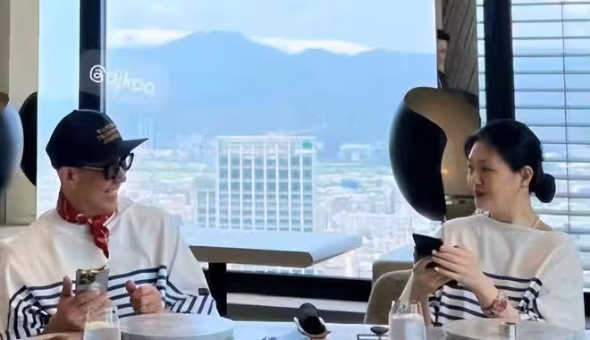 騎虎難下!大S曬照靠P圖,具俊曄演唱會實到213人
