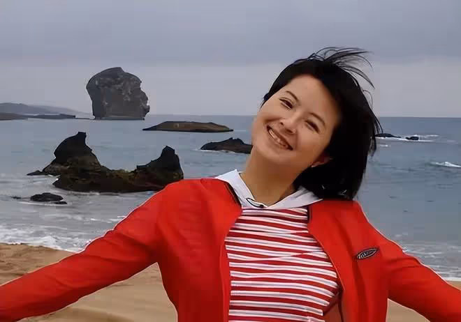 央視主持人大換血,一批新生代露臉了,中生代楊帆下放出外景!