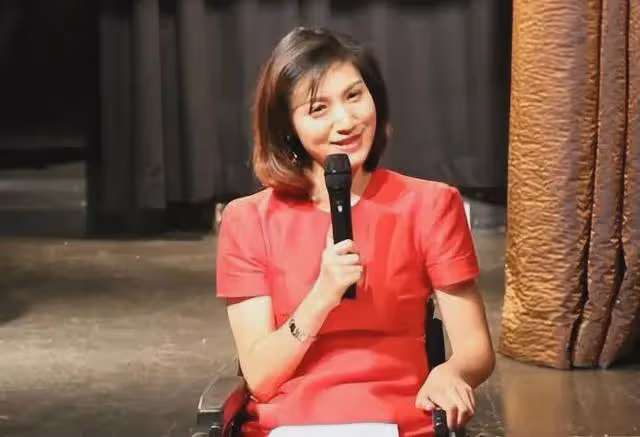 美女主持人梁藝:5分鐘全身癱瘓,如今43歲仍未婚,餘生怎麼過?