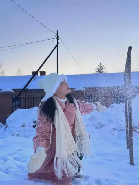 張馨予的雪中麗影:美麗與氣質的完美交融