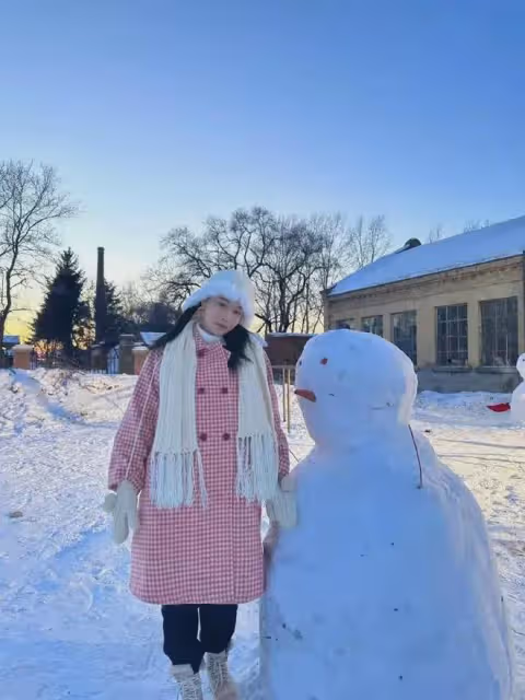 張馨予的雪中麗影:美麗與氣質的完美交融