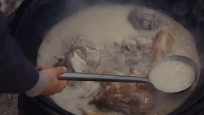 《我的阿勒泰》才播2集，就拿下全國收視第一，央視這回淘到寶了