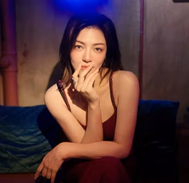 《家有兒女》夏東海劈腿,三任女友年輕貌美,52歲的他仍不知足