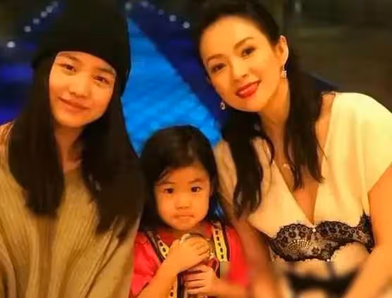 大瓜來襲!當章子怡與李天一戀情傳聞升溫之際,汪峰心中作何感想