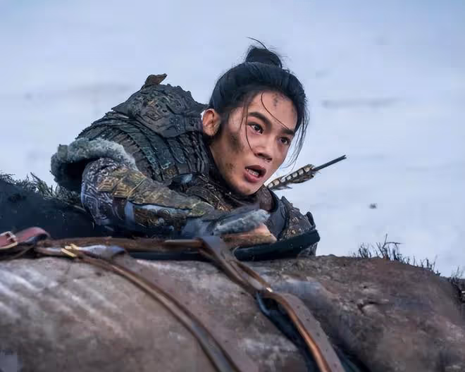 27歲於適對比31歲蔣奇明，老天賞飯吃與科班畢業的演技一目了然