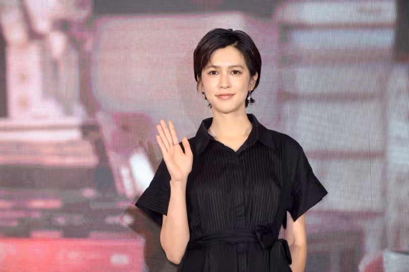 吳慷仁被爆和2女星較勁　沒戲偷偷出沒探班裝沒事