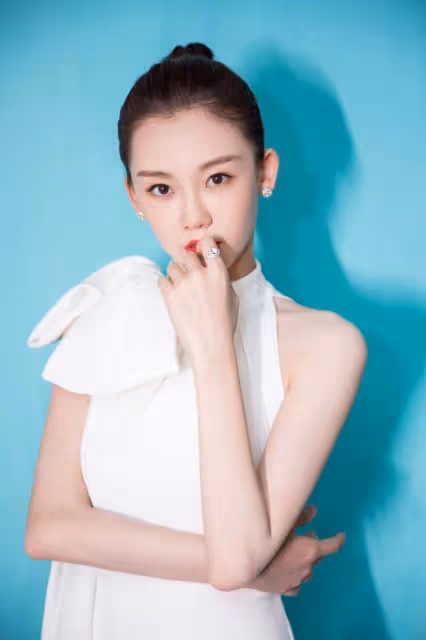 鄭愷說苗苗化妝後孩子就不認識了,小孩哭與不哭與媽媽的狀態