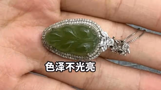 網紅張露文回應詐捐,從未通過公益賺一分錢,「春蕾計劃」也澄清