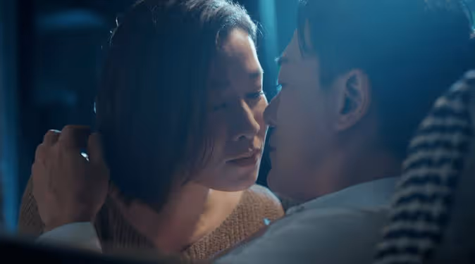 TVB重頭劇下周開播!佘詩曼、林峯親熱戲曝光!羅子溢演最奸角色
