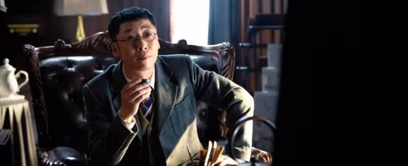 《哈爾濱1944》:關雪被姨夫侵犯真相被撕開,潘越一句話送命,太蠢