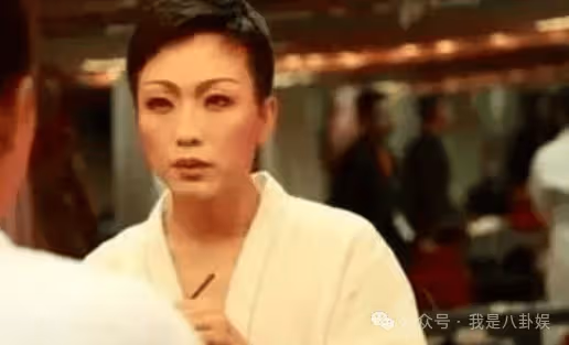 情史成謎！李玉剛三婚娶烏克蘭美女，混血女兒疑似遭到曝光？