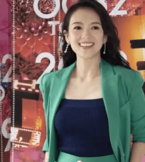 汪峰攜女友陳露亮相,美麗不輸前任,章子怡:別拿嫩模和我相比!