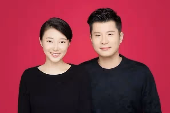 前TVB女星結婚後洗掉負評,一家三口出遊無人認出,曾因爆出不雅艷片被雪藏