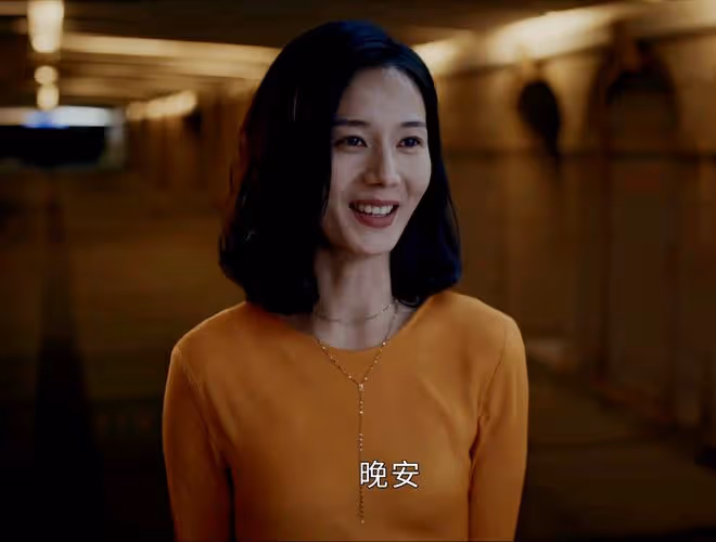 《新生》直到三個女人爬上費可的床,何珊還不知道,程浩玷污費可