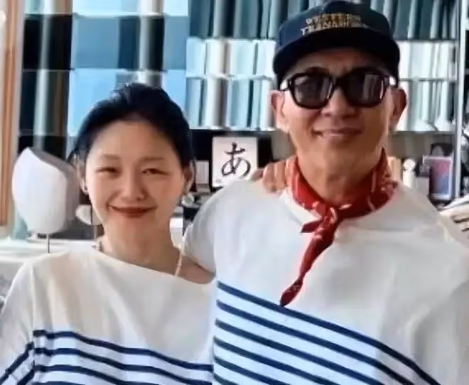 大S親自曬照澄清顯老傳聞,結果笑掉大牙 大S的老公視角牆都P歪了