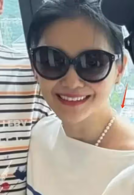 大S親自曬照澄清顯老傳聞,結果笑掉大牙 大S的老公視角牆都P歪了