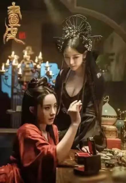 吃瓜!阿嬌新片大尺度秀身材,袒胸又漏乳,活生生成了擦邊神劇