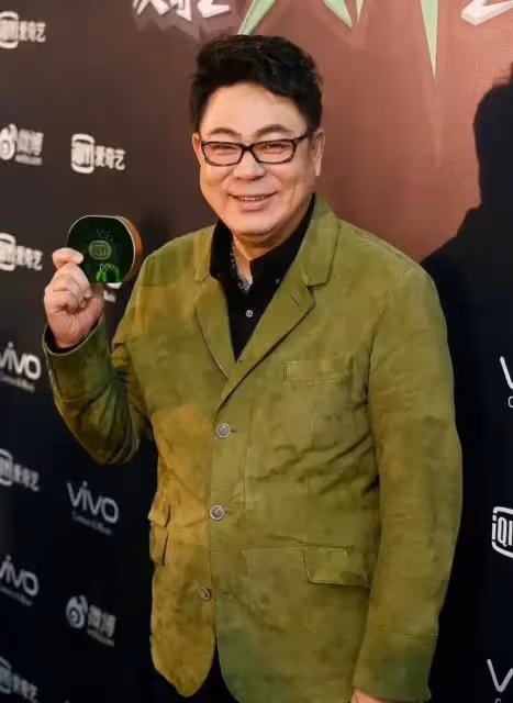 可惜了!關曉彤漂亮同學徐梓鈞,出軌大26歲高亞麟,還被私下羞辱