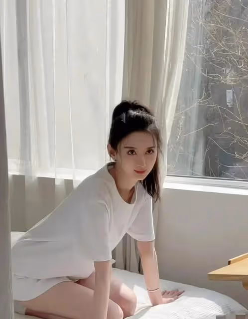 可惜了!關曉彤漂亮同學徐梓鈞,出軌大26歲高亞麟,還被私下羞辱